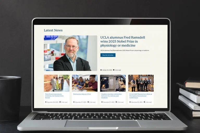 Laptop with an article highlight on the screen